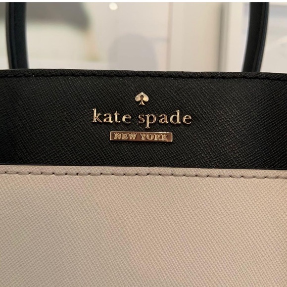 Kate Spade Purse - Picture 4 of 4
